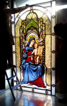 vetrata madonna della sapienza per cappella.png